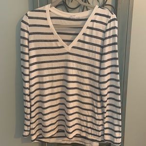 GAP long sleeve knit top
